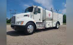 2009 KENWORTH T370 Fuel Truck - Lube Truck in Sutherlin, VA