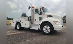 2011 KENWORTH T370 Utility Truck - Service Truck in Sutherlin, VA