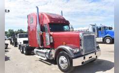 2007 FREIGHTLINER COLUMBIA Conventional - Sleeper Truck, Tractor in Covington, TN