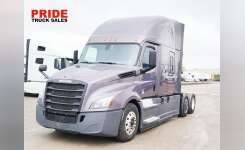 2018 FREIGHTLINER CASCADIA 126 Conventional - Sleeper Truck, Tractor in Stockton, CA