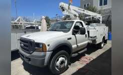 2006 FORD F450 Conventional - Day Cab, Pickup Truck, Tractor in North Hills, CA