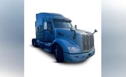 2016 PETERBILT 579 Conventional - Sleeper Truck, Tractor in Memphis, TN