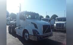 2014 VOLVO VN 630 Conventional - Day Cab, Tractor in Atlanta, GA