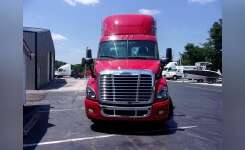 2015 FREIGHTLINER CASCADIA 113 Conventional - Day Cab, Tractor in Orlando, FL