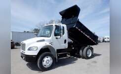 2006 FREIGHTLINER BUSINESS CLASS M2 106 Dump Truck in Ronkonkoma, NY