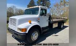 1999 INTERNATIONAL 4000 Flatbed Truck, Rollback Tow Truck in Richmond, VA