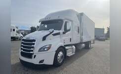 2019 FREIGHTLINER CASCADIA 116 Expeditor-Hotshot in West Jefferson, OH
