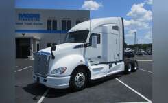 2019 KENWORTH T680 Conventional - Sleeper Truck, Tractor in Spartanburg, SC