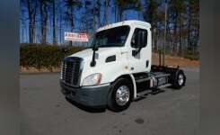2014 FREIGHTLINER CASCADIA 125 Conventional - Day Cab, Tractor in Charlotte, NC