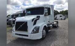 2018 VOLVO VNL630 Conventional - Sleeper Truck, Tractor in Tampa, FL