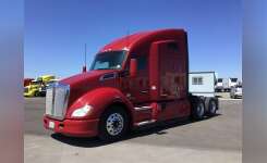 2017 KENWORTH T680 Conventional - Sleeper Truck, Tractor in Fresno, CA