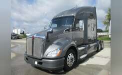2017 KENWORTH T680 Conventional - Sleeper Truck, Tractor in Cincinnati, OH
