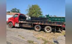 1999 Sterling L9500 TANDEM AXLE FLATBED TRUCK in Massapequa, NY