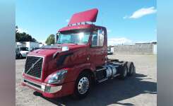 2015 VOLVO VN 630 Conventional - Day Cab, Tractor in Springfield, MA