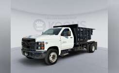 2019 Chevrolet Silverado MD Cab Chassis in Clarksville, MD