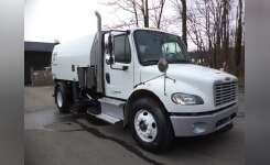 2016 FREIGHTLINER BUSINESS CLASS M2 106 Sweeper in Langhorne, PA