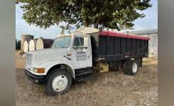 1998 INTERNATIONAL 4000 Farm Truck - Grain Truck in Covington, TN
