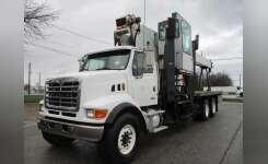 2005 STERLING L7500 Crane Truck, Flatbed Truck in Fort Wayne, IN