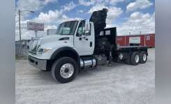 2005 INTERNATIONAL WORKSTAR 7600 Other Truck in Montgomery City, MO