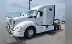 2018 KENWORTH T680 Conventional - Sleeper Truck, Tractor in Fort Wayne, IN
