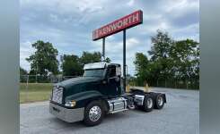 2006 INTERNATIONAL 9400 Conventional - Day Cab, Tractor in Coopersburg, PA