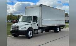 2015 FREIGHTLINER BUSINESS CLASS M2 106 Box Truck - Straight Truck in Lansing, MI