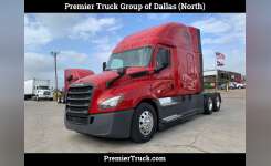 2018 FREIGHTLINER CASCADIA 126 Conventional - Sleeper Truck, Tractor in Dallas, TX