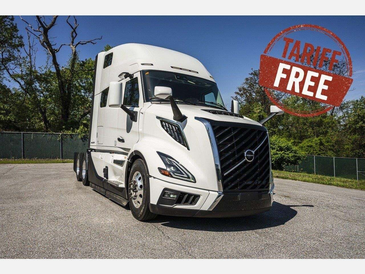 Photo of a 2025 Volvo VNL64T860