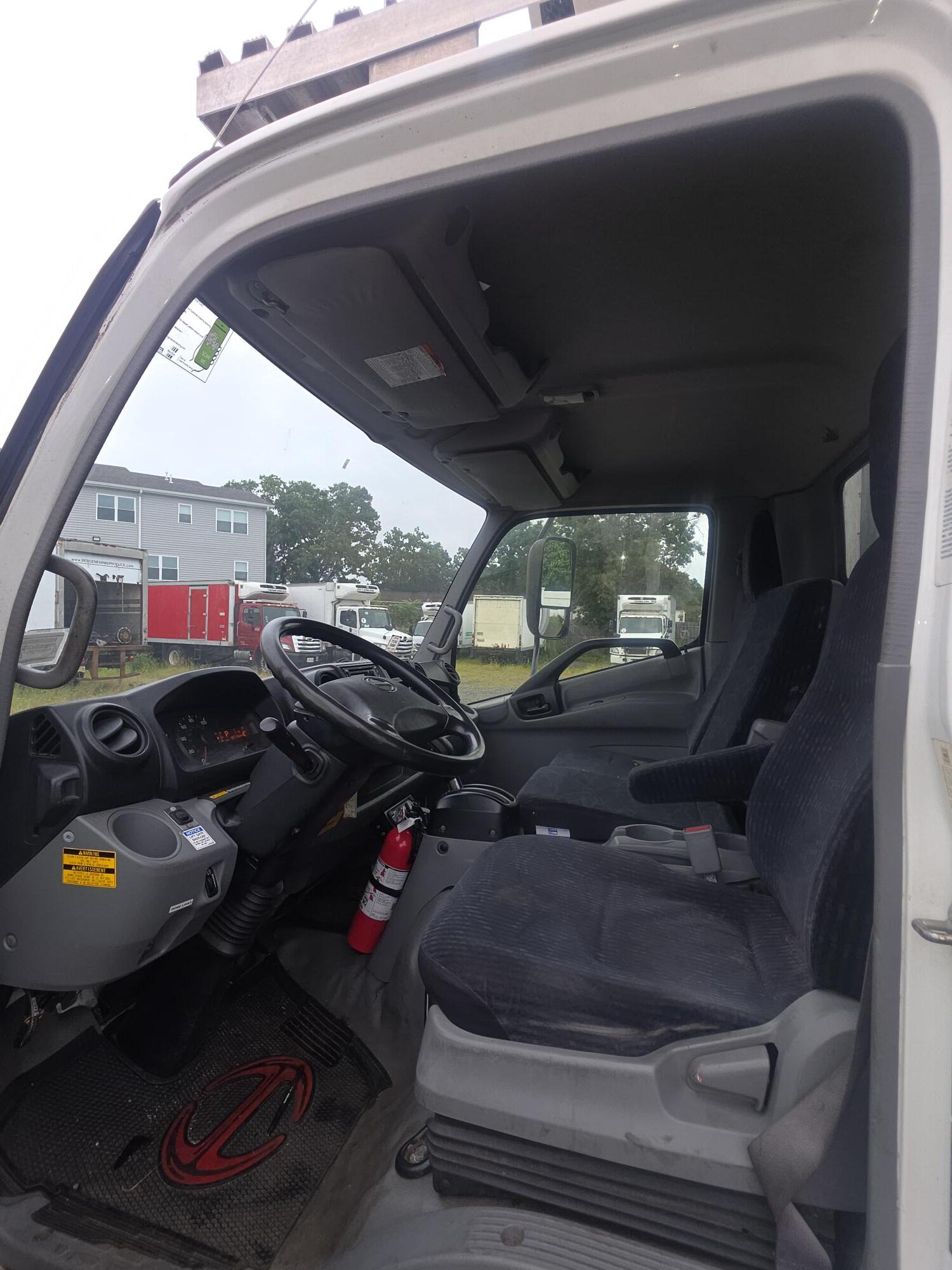 2018 Hino 195