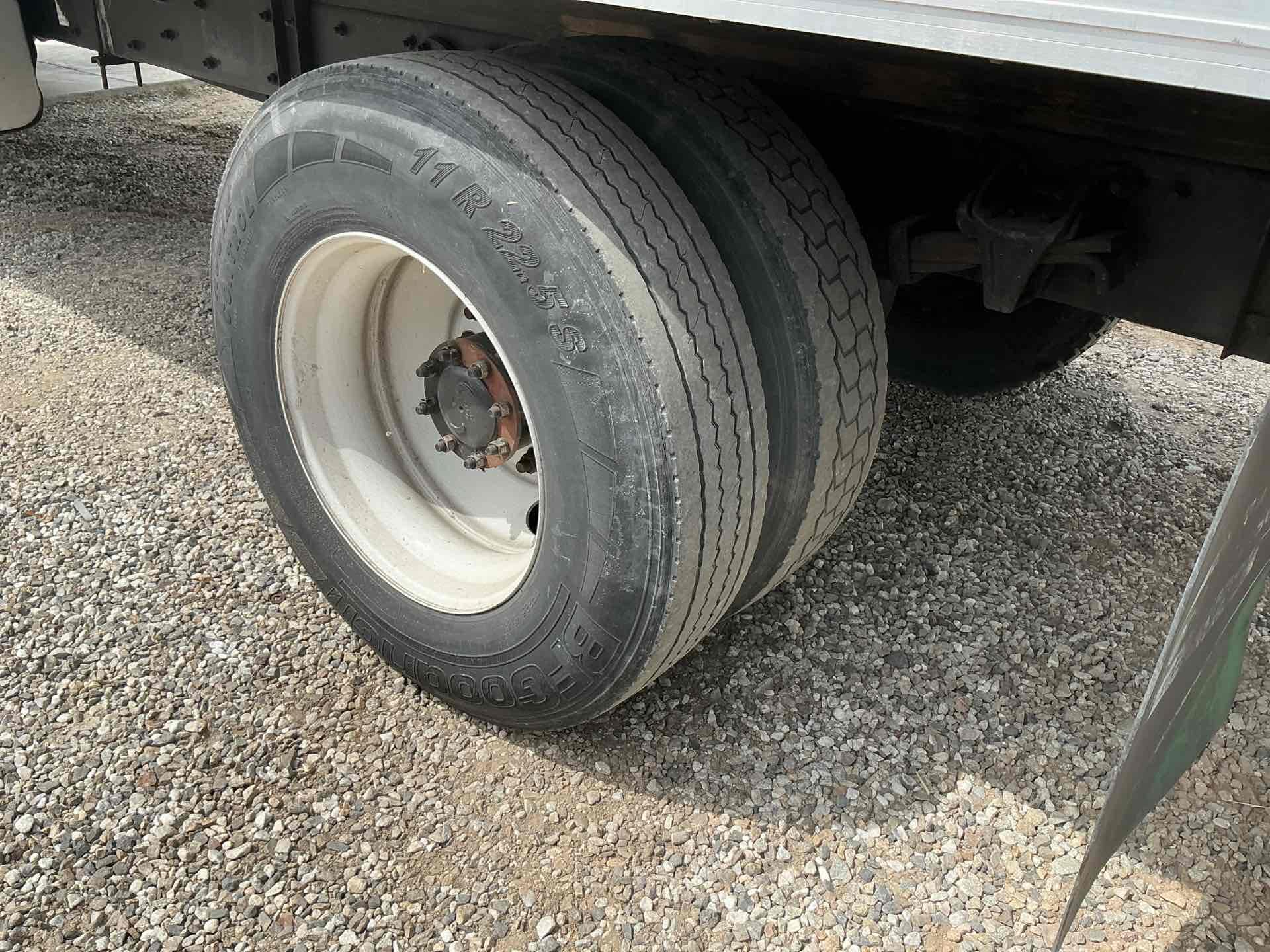 2018 Freightliner Business Class M2 106
