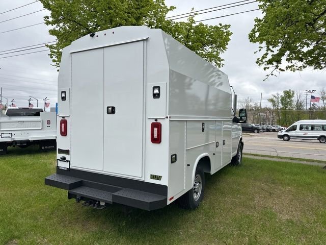 2026 Chevrolet Express 3500
