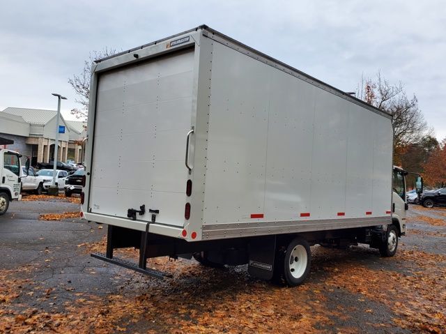 2025 Isuzu NPR HD