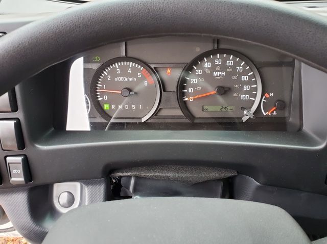 2025 Isuzu NPR HD