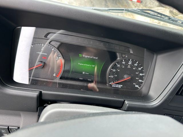 2025 Isuzu NPR XD