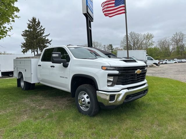 2025 Chevrolet Silverado 3500