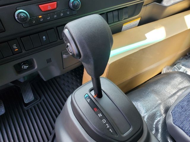2025 Isuzu NPR XD