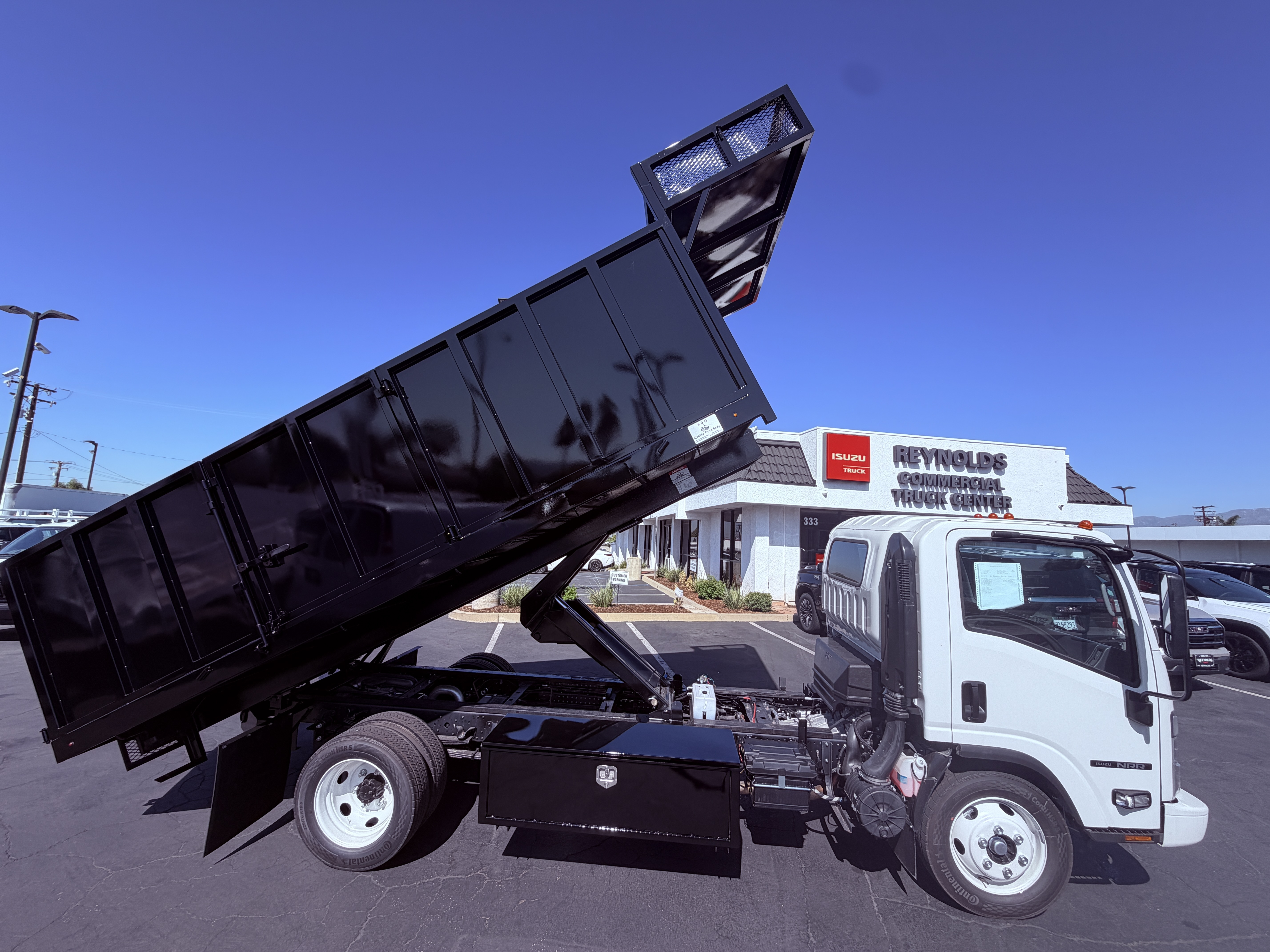 Photo of 2026 Isuzu NRR GAS
