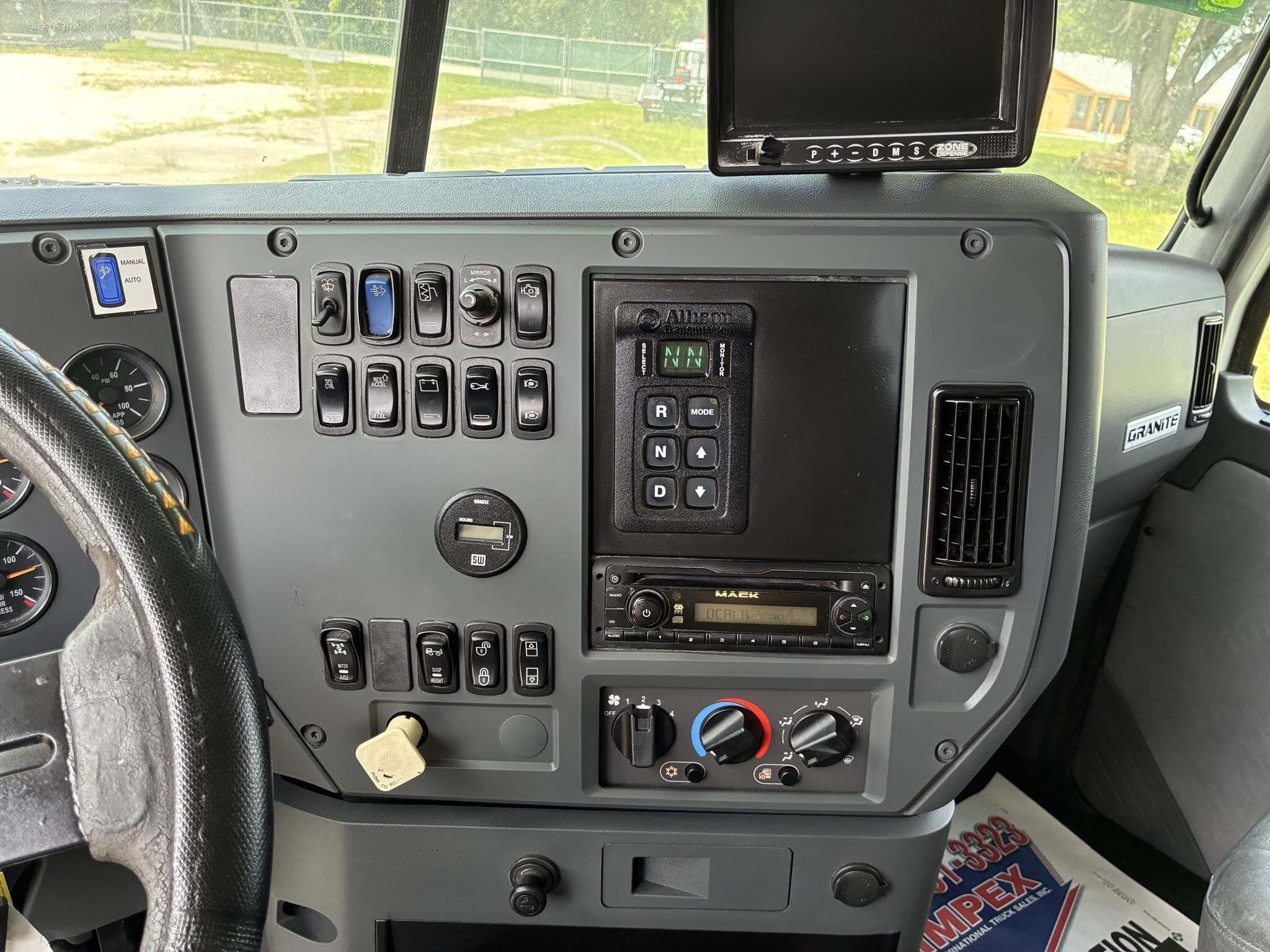 2014 Mack GRANITE GU713