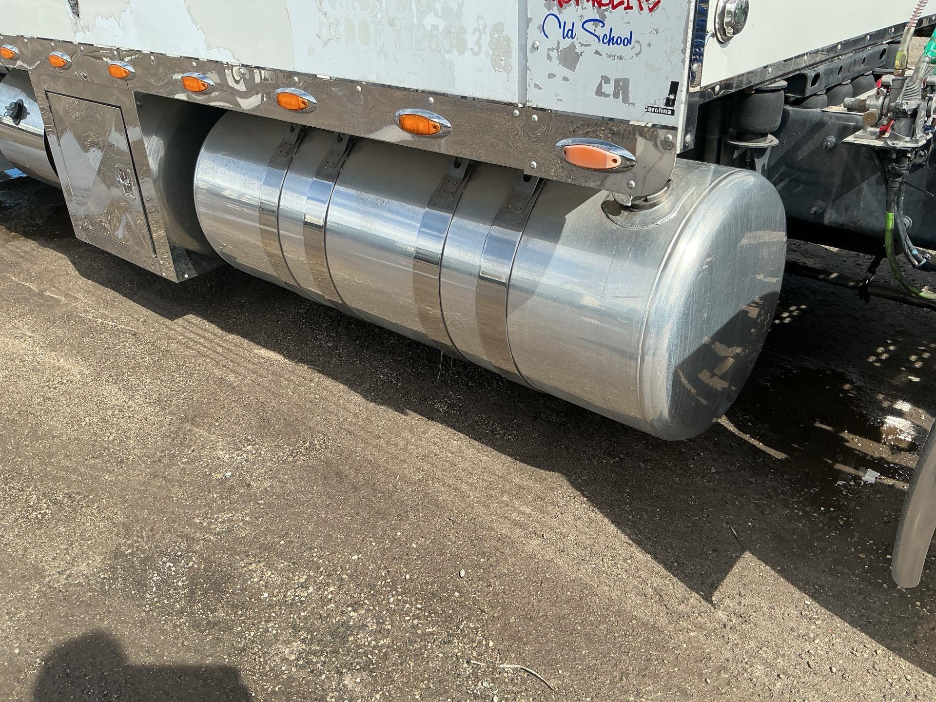 2014 Peterbilt 386