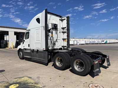 2022 Freightliner Cascadia