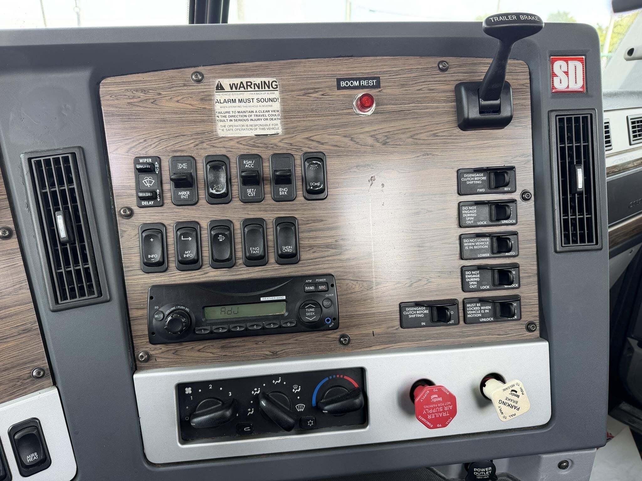 2012 Freightliner COLUMBIA