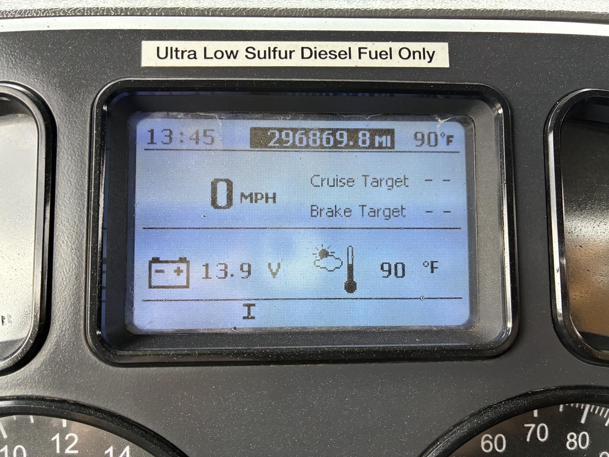 2017 Mack GRANITE GU713